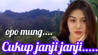 Download lagu ALBUM DANGDUT JAWA TERBAIK ( TRETEK KELUTAN PAPAR ) audio jernih makyussss kalem menyentuh kenangan  mp3