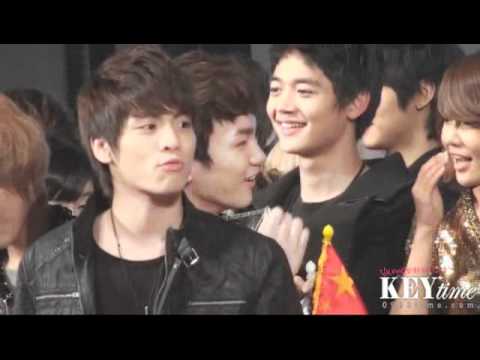 101202 Key interact with SNSD