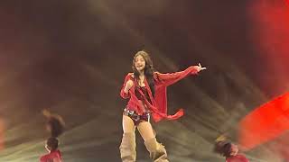 Download lagu [4K] Jennie at Coachella 2025 - Start a war mp3