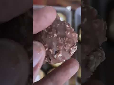 unboxing Ferrero Rocher chocolate |chocolate lover|foodie| #amazon  #ferrero #ferrerorocher