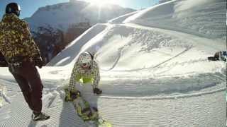 preview picture of video 'La Plagne 2012 1st Run of the Snowboard Holiday'