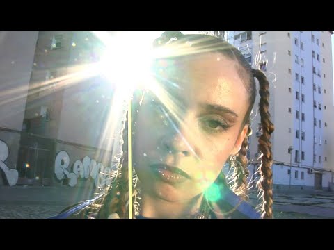 SANTA SALUT - THIS IS IT