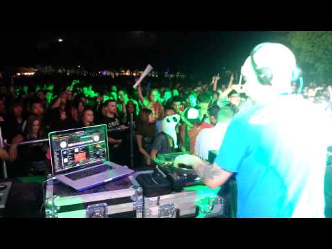 DJ Roo Live @ Shanghai Midi Festival 2013 pt2