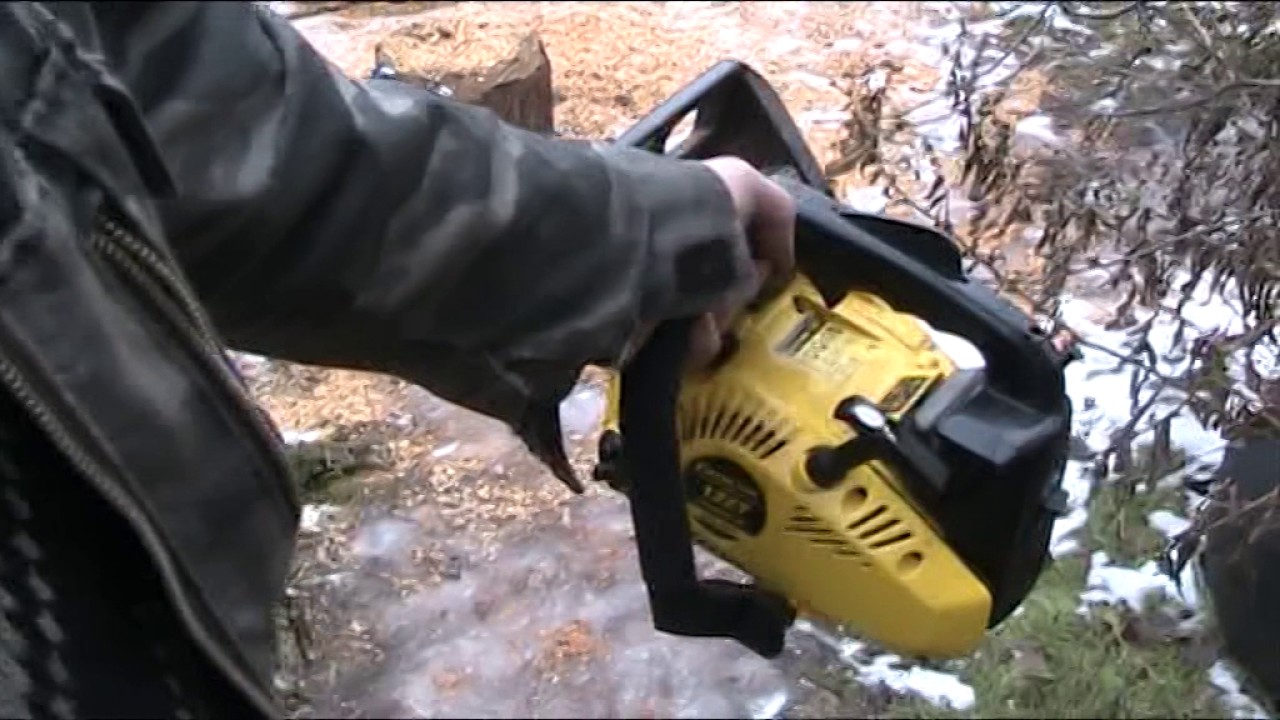 Бензопила Champion 125T  10''-3/8''-1.3-40Е 0.7 кВт 3.2кг