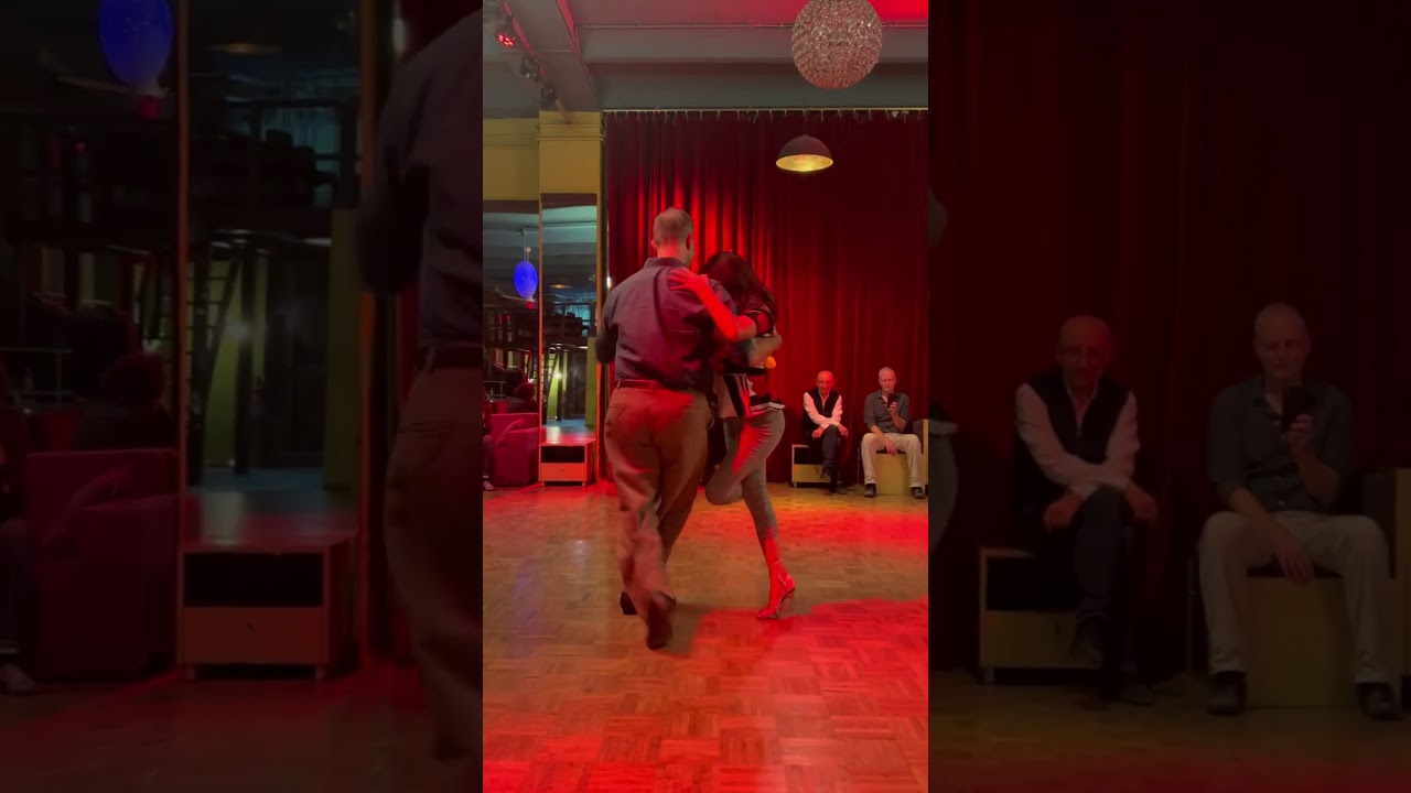 Video thumbnail for Milonga Silvana Anfossi Rafael Busch Class Demo