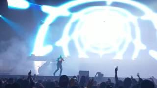 Summer Sixteen Tour Drake Future Concert The Palace of Auburn Hills Michigan