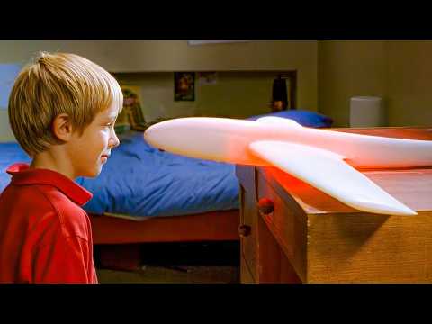 Un Niño Construyo Un Avión Antigravedad Sin Motores, ¡Los Científicos No Pueden Explicarlo!