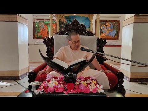 SB_10.72.1~3-Pure bhakti yoga activities are more powerful & different from karma yoga activities