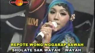 Download lagu Sarah Brillian - Sholawat Rebana | Dangdut ( Music Video) mp3