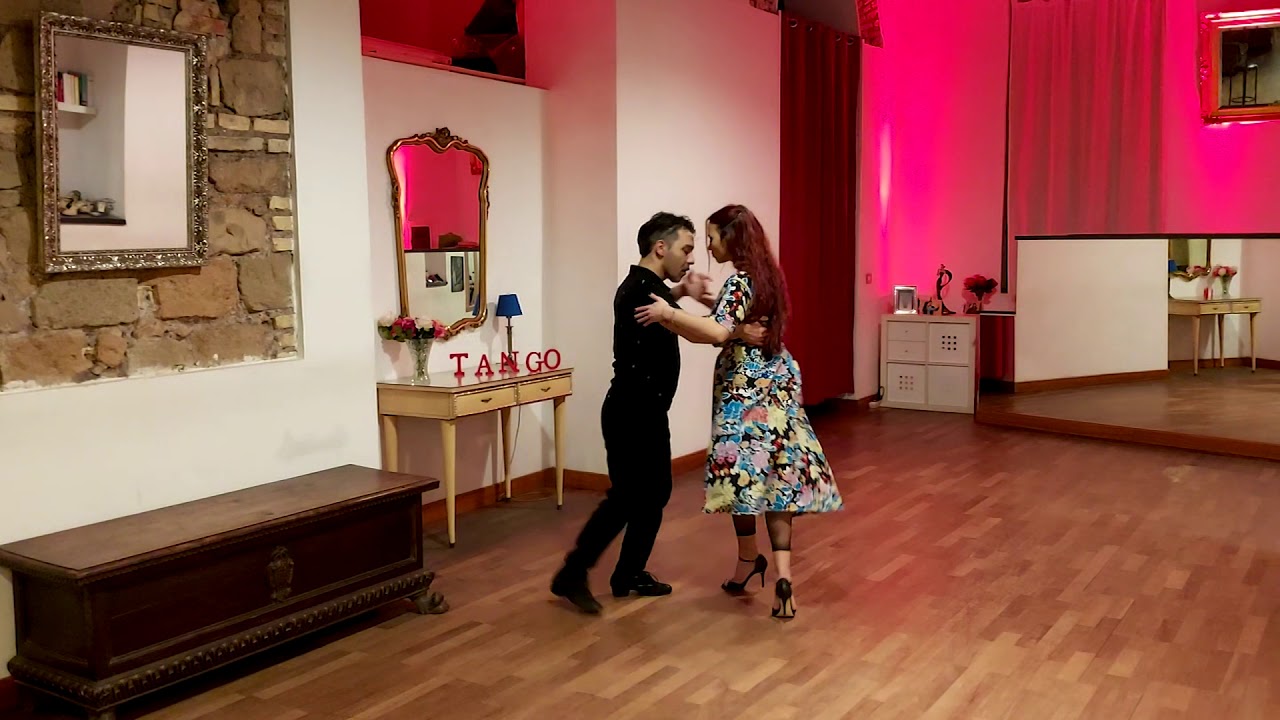 Maria Victoria Fuentes y Lucas Galera - Figura en casa 3 - Cuarentena