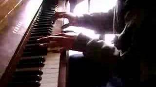 AMAZING PIANO SKILLS (Esteban on piano)