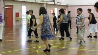 Love Me  Little Bit Longer Line Dance (D Foley &amp; V Mills) @ Scalewings NZ 2009