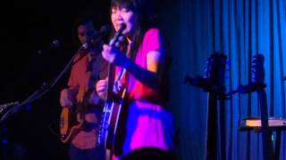 Thao &amp; The Get Down Stay Down - Holy Roller