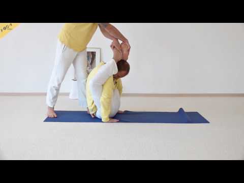 Stehende Schildkröte - Uthitha Kurmasana - 84 Hauptasanas - Teil 32