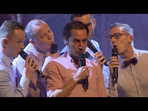 BLISS | S'Mami schmuset mitm Samichlaus - I Saw Mummy Kissing Santa Claus