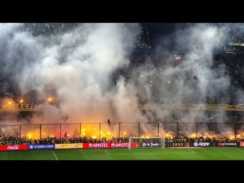 "Así fue el INCREÍBLE RECIBIMIENTO de BOCA JUNIORS vs PALMEIRAS" Barra: La 12 • Club: Boca Juniors