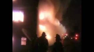 preview picture of video 'Firefighters battle blaze at Beiler Engine Service'