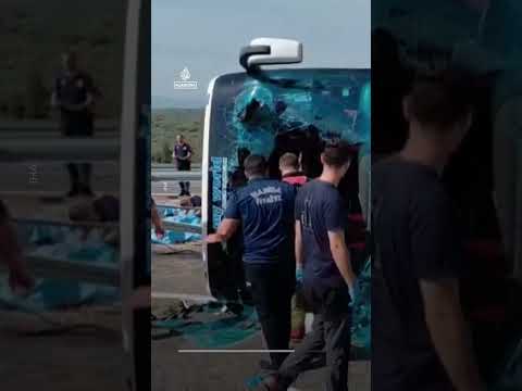 Tour bus crash in Turkiye leaves at least 11 dead