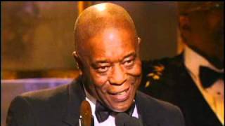 Buddy Guy accepts award Rock and Roll Hall of Fame Inductions 2005