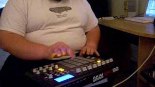 Even Fat Guys Can Make Beats (Playing the MPD32)