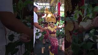 Download lagu Agus Andika Wedd mp3 Download lagu Agus Andika Wedd mp3
