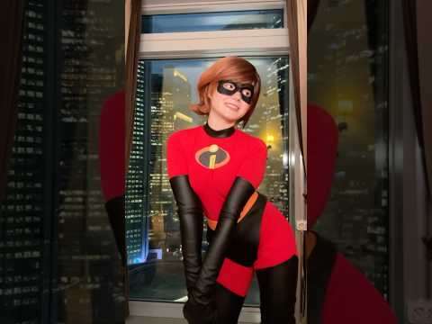 Nasty Elastigirl ~❤️ #cosplay by @Neyrodesu #elastigirl #incredibles #dancetrend
