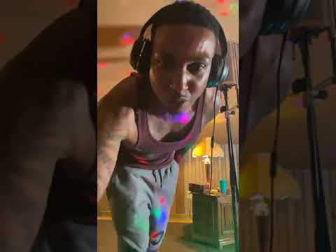 Freestyle Session with ya main man AD GREEN