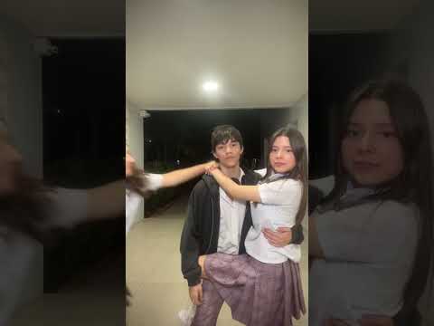 Creen que hago mejor pareja con celeste o con cielo?? #shorts