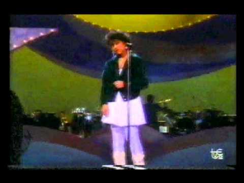 Annaby: "Es por demás" (Guatemala, Festival de la OTI 1990)