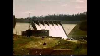 preview picture of video 'Dale Hollow Dam Historical Video: Dam and Powerhouse'