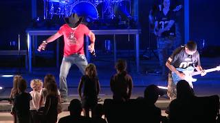 Ryan Weaver Sings Good Year for the Outlaw with the West Point Benny Havens Band