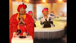 Jiggly Caliente Sells Ladyboy