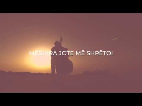 Vendi ku perkas - Debora Topi