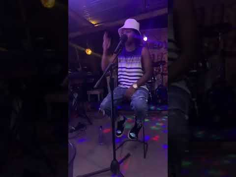 Yhello yIzi - La vida es Bella