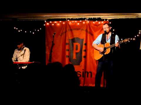 Guggenheim Grotto - Fee Da Da Dee Live - Passim - Dec. 2011