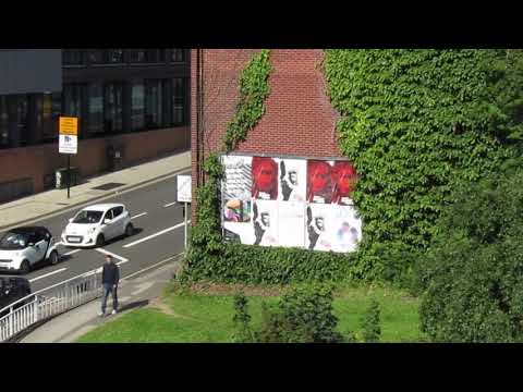 Canon Powershot SX430 IS - 720p Video - 45x Optical zoom