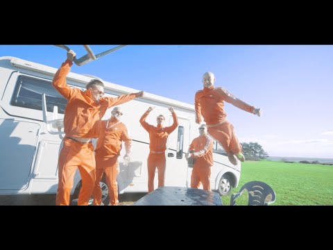 2 Blyga Läppar - Hela Huset Gungar [MUSIKVIDEO]