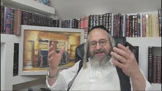 *אור ימי החנוכה* – ביידיש – *הכנה לאורות ימי החנוכה* – 28 – 🕯🔥 הכנה להדלקת הנר החמישי של ימי החנוכה (הרב מוטה פראנק) - התמונה מוצגת ישירות מתוך אתר האינטרנט יוטיוב. זכויות היוצרים בתמונה שייכות ליוצרה. קישור קרדיט למקור התוכן נמצא בתוך דף הסרטון