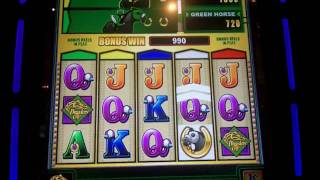 preview picture of video 'Breeder's Cup Slot Race Bonus - Bally'