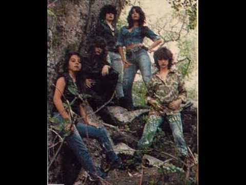 Headbangers em SP Metal City nos anos 90 (1993 - Fofinho Rock Club) Parte  2/2 