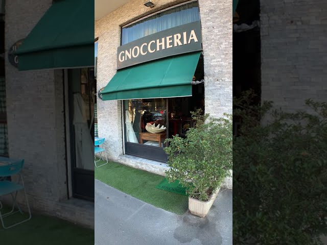 Negozio in vendita in via Cesana