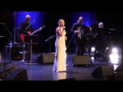 Senja Myller - Ranskalaiset korot