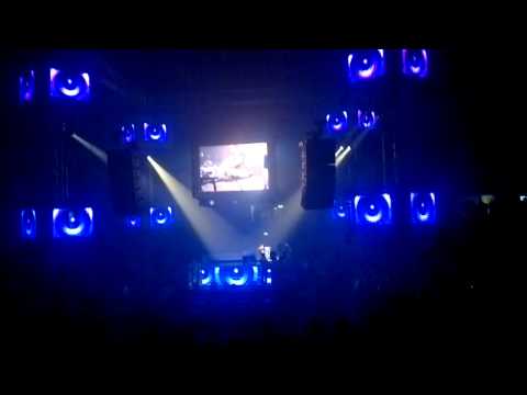 Andain Vs. Nadia Ali - Promises Vs. Pressure (Armin van Buuren Mashup) @ Independance 2011