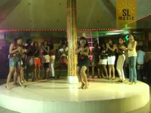 Who get dat thing- Dekumzy, Slowdogg & Stormrex.DAT