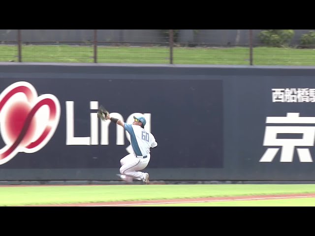 【ファーム】今日は外野で好プレー!! ファイターズ・吉田賢吾がスライディングキャッチ!! 2025年8月28日 北海道日本ハムファイターズ 対 埼玉西武ライオンズ