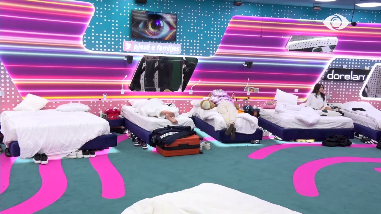 Po fiton Miri zemrën tënde?!/ Selin bisedon me Rogertin