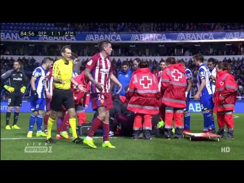 Fernando Torres Horrible Head Injury - Deportivo La Coruna vs Atletico Madrid 1-1 - La Liga 2017 HD