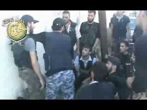 استعدادات مقاتلي لواء سيوف الحق للهجوم على مواقع قوات النظام في بلدة الدير سلمان في ريف دمشق