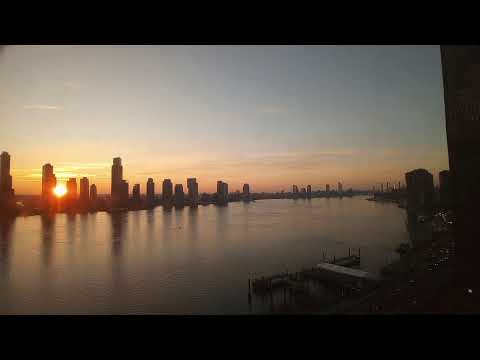 East River in Manhattan thumbnail