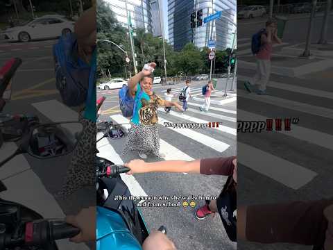 Rides always drop silly encounters on bikers.#MotorcycleRoadTrip #FunnyBikers #RoadHijinks